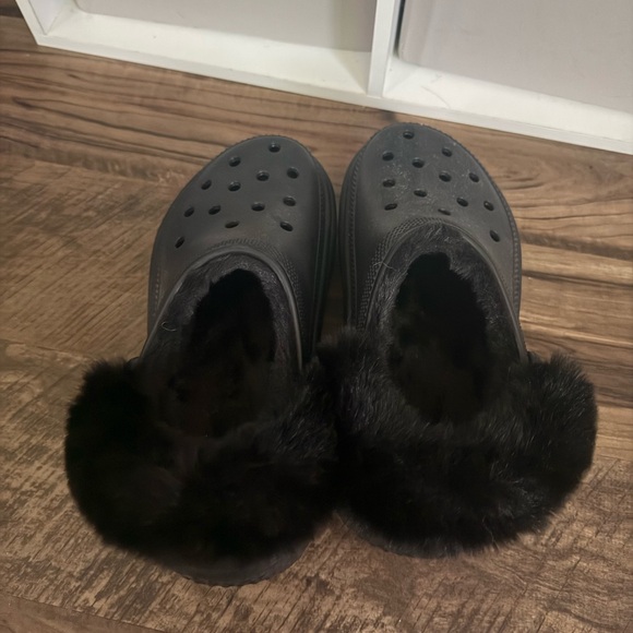 NWOT stomp lined crocs - Picture 3 of 5